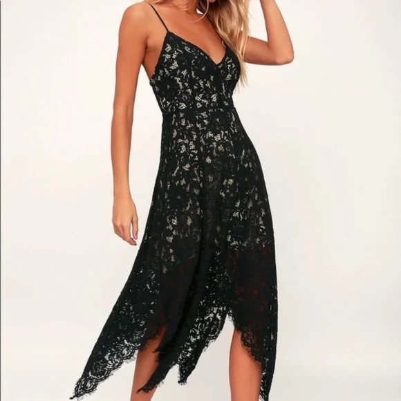 Lulu’s | Nude Black Overlay Lace Dress - Picture 2 of 11